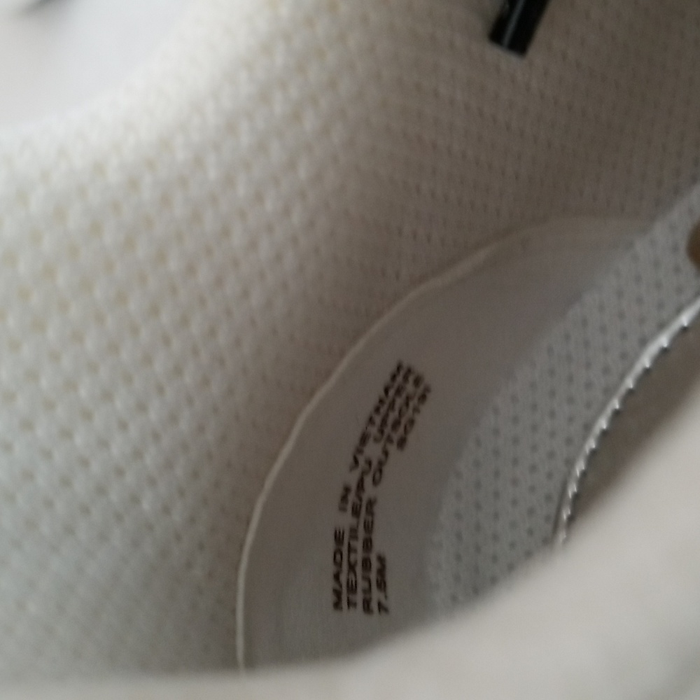 New Michael Kors Hero Trainer Sneakers - Picture 15 of 15